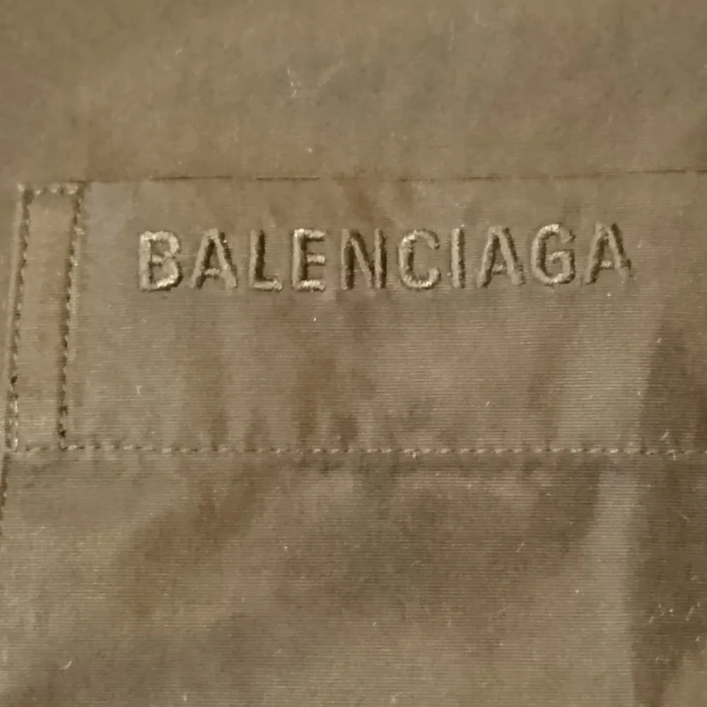 Balenciaga Men's Logo Button Down Long Sleeve OverShirt, Made in Italy, Size 40 - Picture 8 of 12
